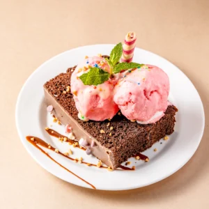 Brownie con helado